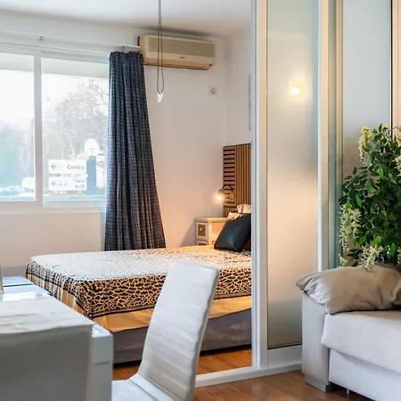 Bayview Old Town Apartman *
